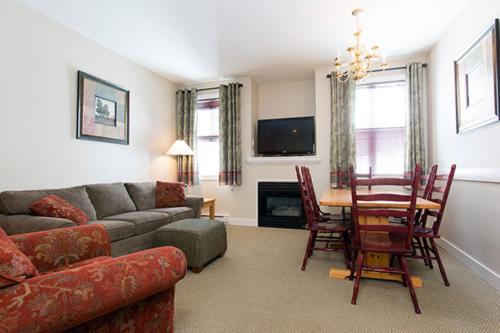 带2个卧室的公寓, Vance Creek Hotel & Conference Centre