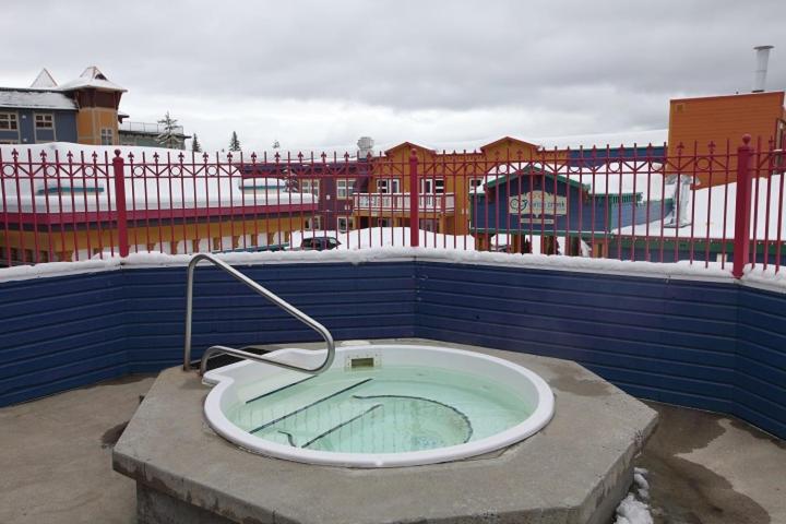 带2个卧室的公寓, Vance Creek Hotel & Conference Centre