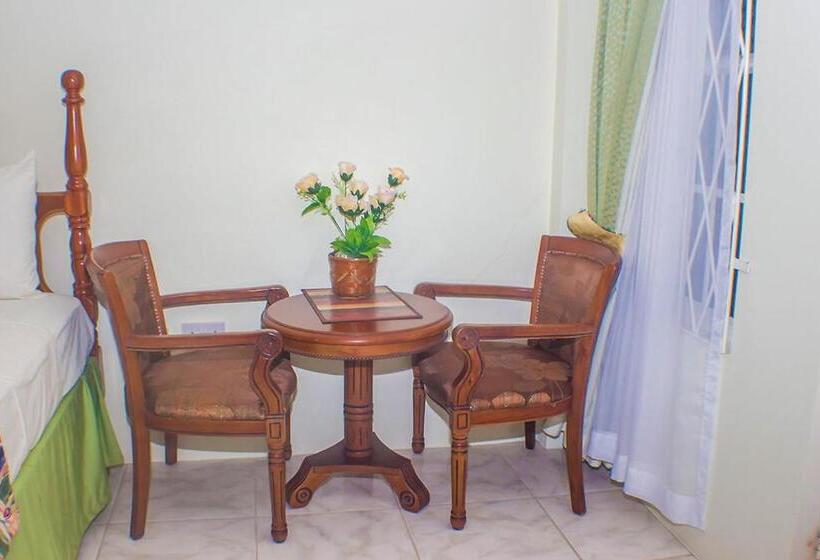 اتاق استاندارد با چشمانداز باغ, Alexandrina