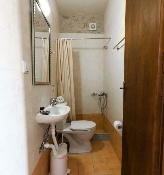 带有一个卧室和海景的高级公寓, Anigraia