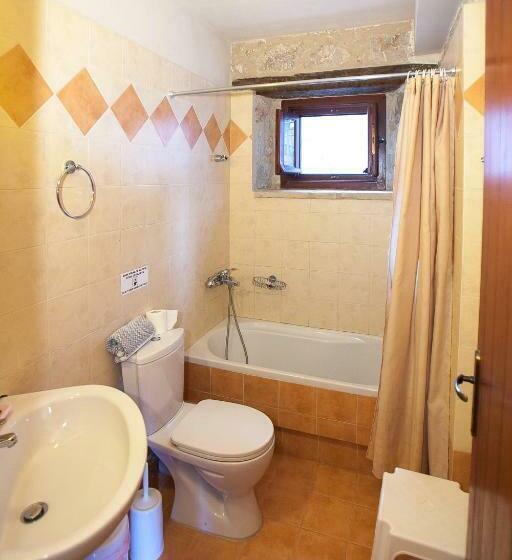 带有一个卧室和海景的高级公寓, Anigraia