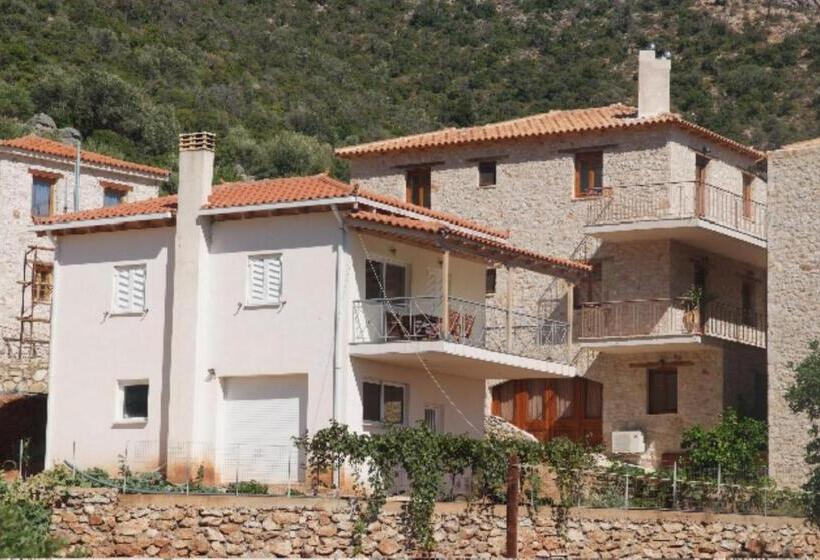 1间卧室的房子, Anigraia