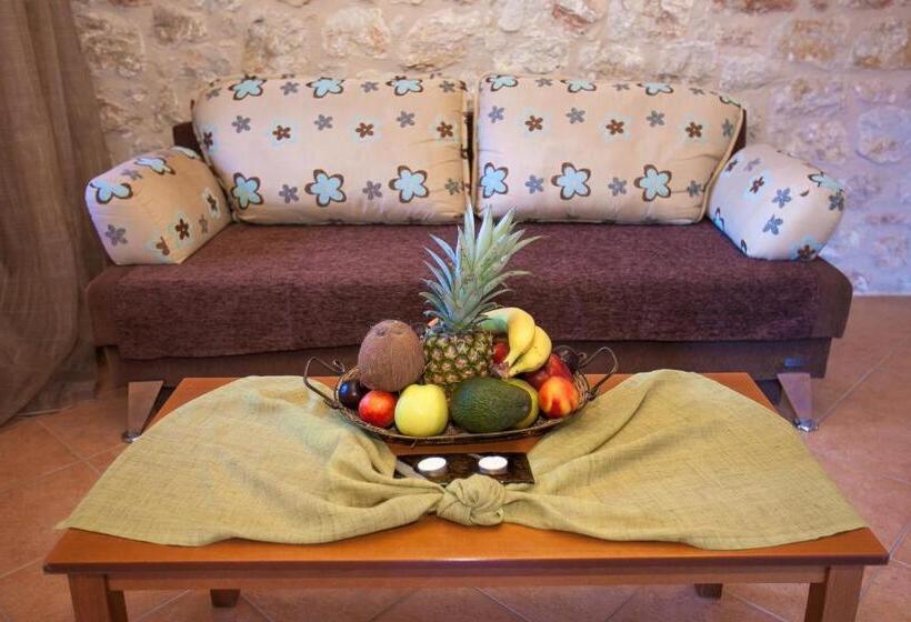 带1个卧室的公寓, Anigraia