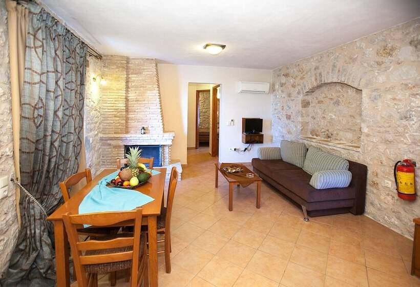 带有一个卧室和海景的高级公寓, Anigraia