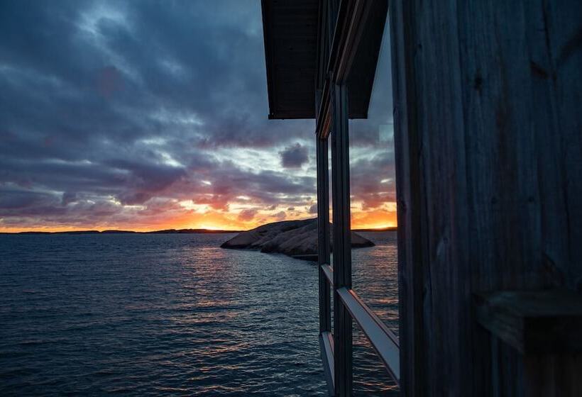 اتاق استاندارد با وان آب گرم, Strandflickornas Husen Invid Havet