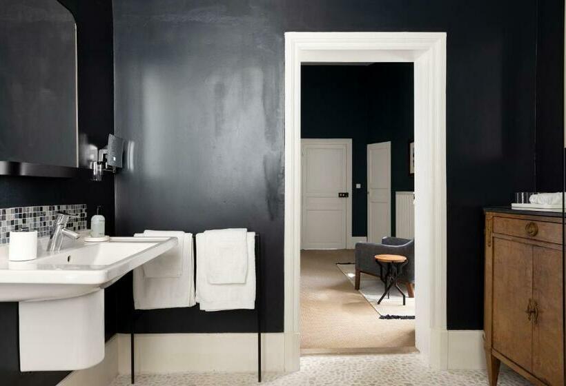 Номер Deluxe Вид на Сад, Chateau De La Resle   Design Hotels