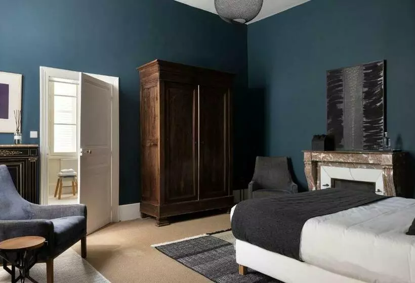 ガーデンビューデラックスルーム, Chateau De La Resle   Design Hotels