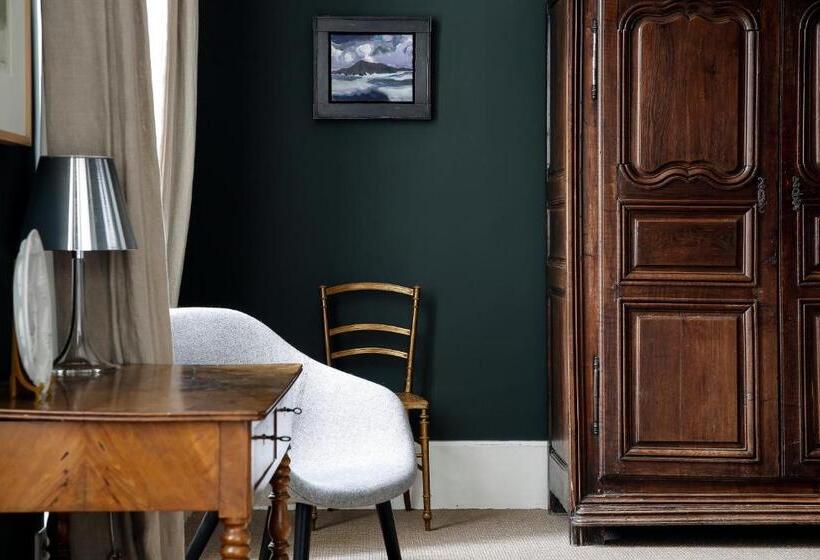 Номер Deluxe Вид на Сад, Chateau De La Resle   Design Hotels