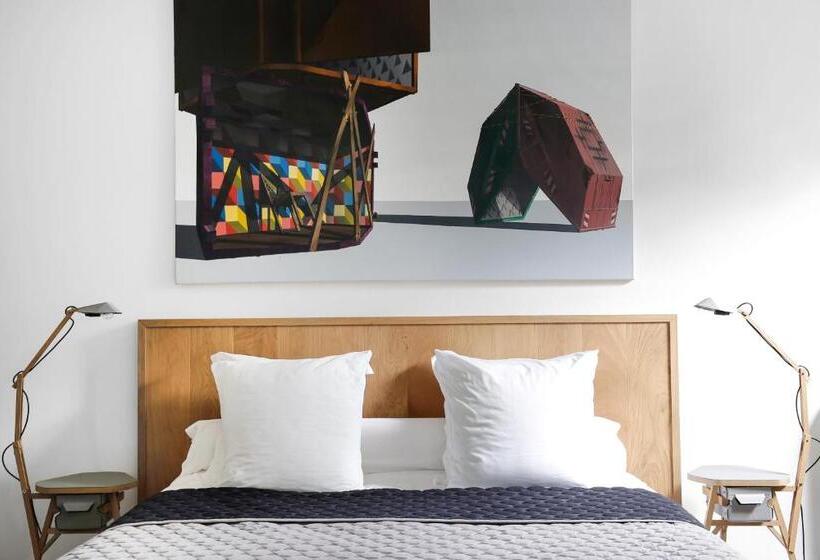 Люкс, Chateau De La Resle   Design Hotels