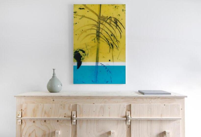 Люкс, Chateau De La Resle   Design Hotels