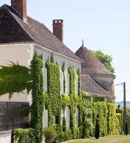 キングサイズベッドのスイートルーム, Chateau De La Resle   Design Hotels
