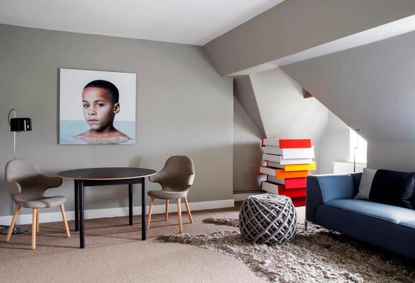 Люкс, Chateau De La Resle   Design Hotels