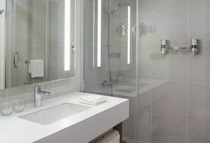 デラックスルーム, Bof Hotels Business