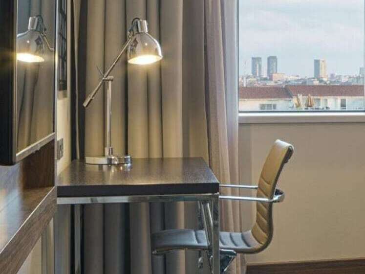 デラックスルーム, Bof Hotels Business