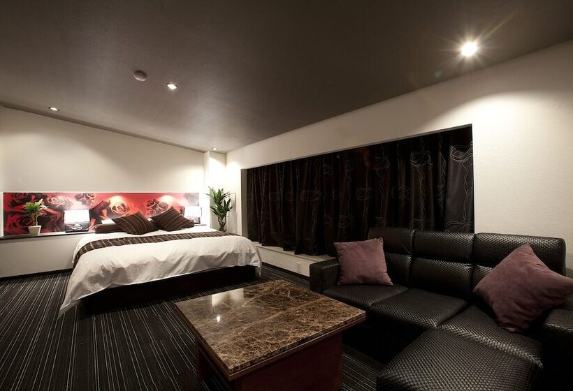 اتاق لوکس, Alfa Kyoto