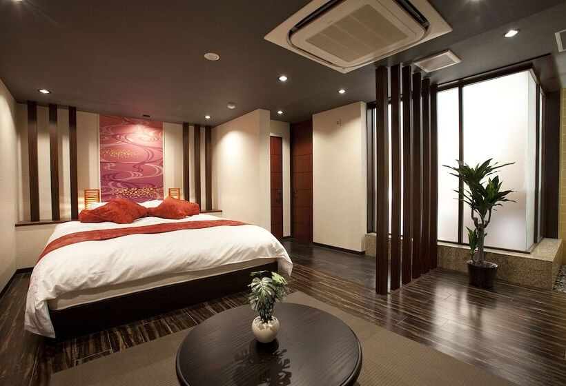 اتاق لوکس, Alfa Kyoto