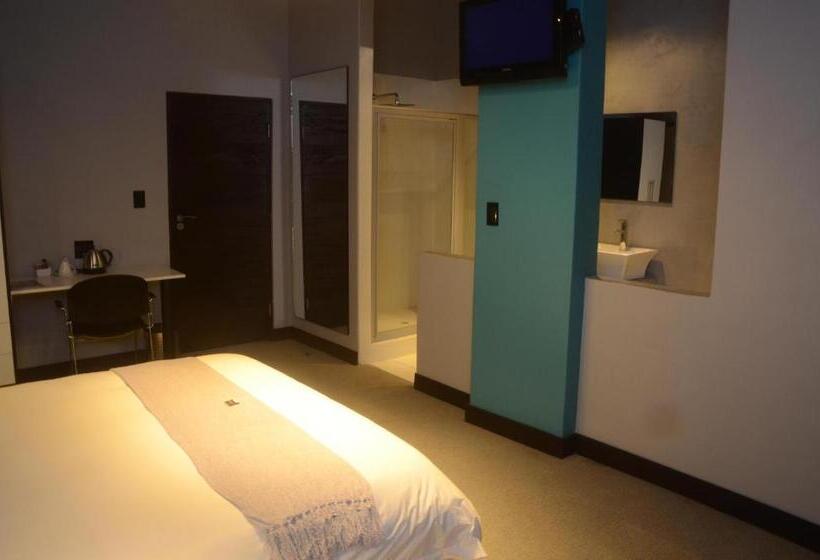 غرفة قياسية, City Living Boutique