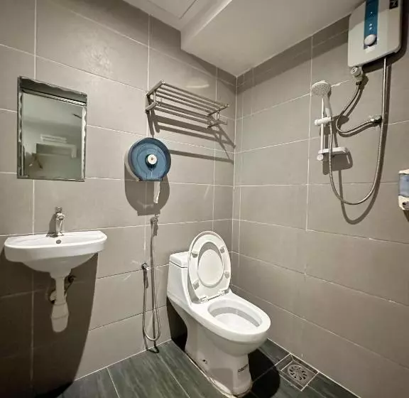 اتاق لوکس, De Uptown Hotel @ P.j. 222