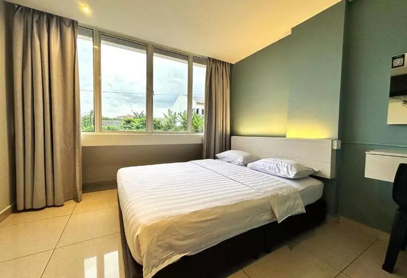 اتاق لوکس, De Uptown Hotel @ P.j. 222