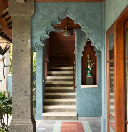 Люкс, Dwaraka The Royal Villas