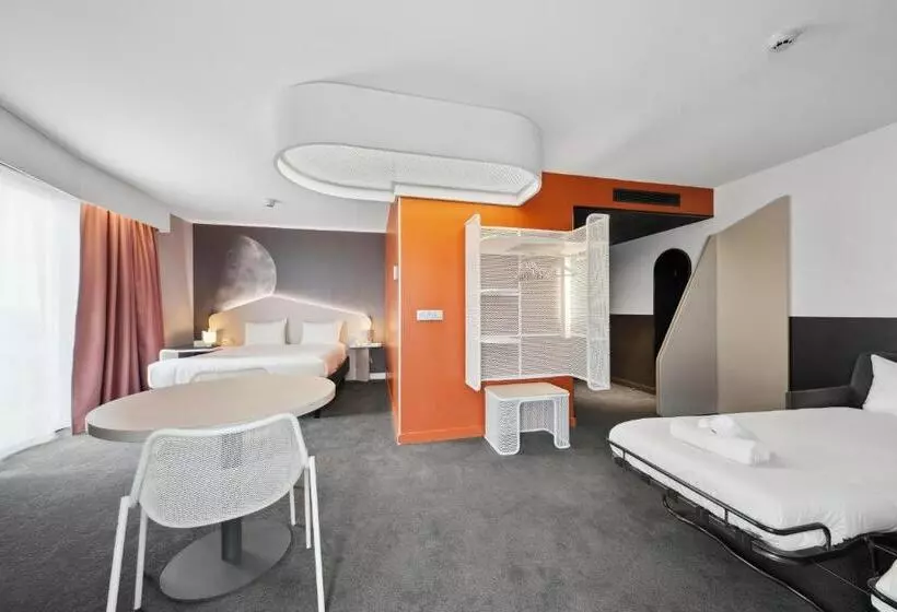 Perhehuone, Ibis Styles Paris Charles De Gaulle Airport
