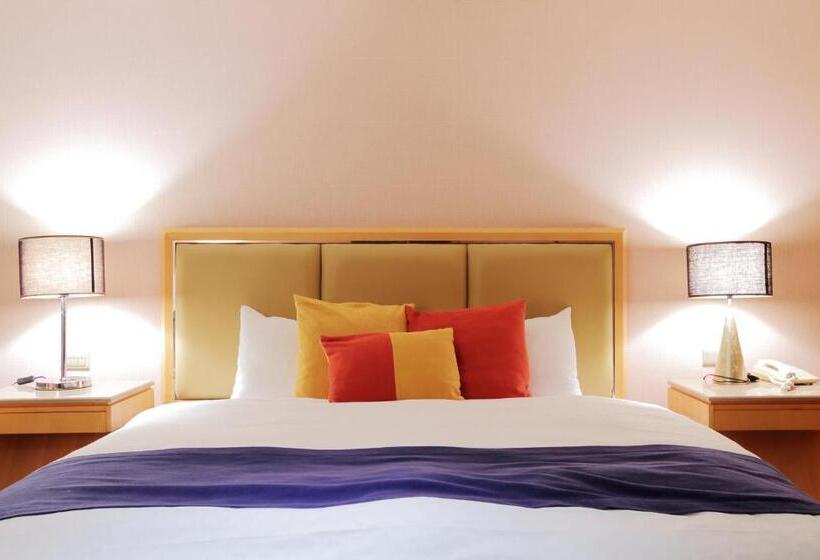 اتاق پرمیوم, Jin Hua