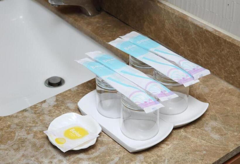 اتاق لوکس چهار تخته, Jin Hua