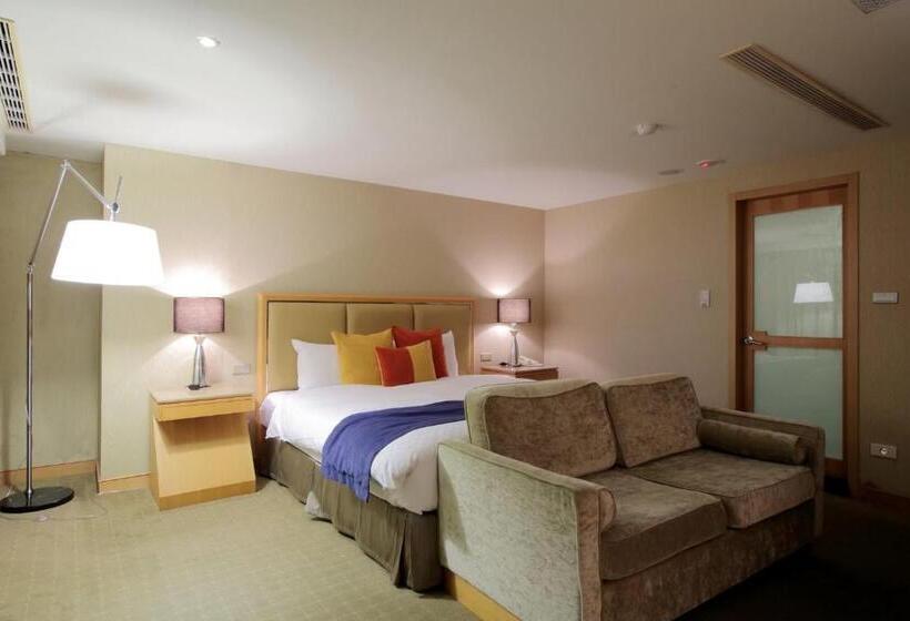 اتاق لوکس, Jin Hua