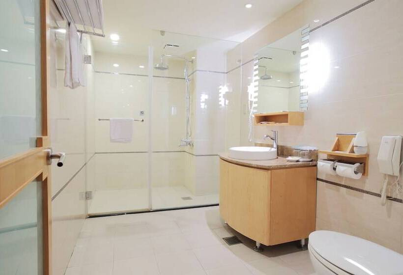 اتاق کلاسیک, Jin Hua