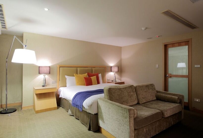 اتاق لوکس, Jin Hua