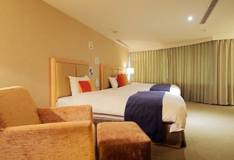 اتاق لوکس سه تخته, Jin Hua