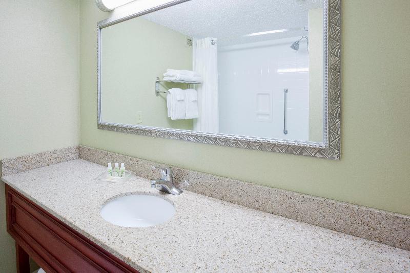 اتاق پرمیوم, Jin Hua