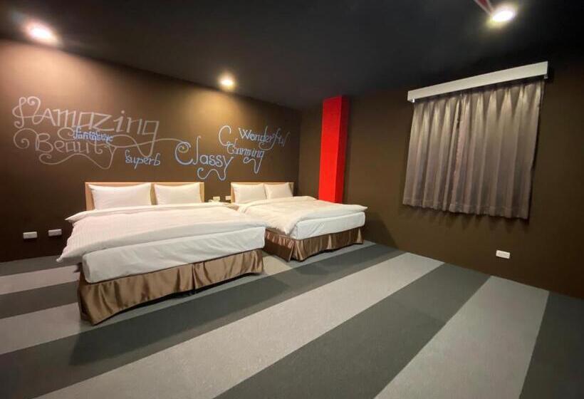 اتاق استاندارد چهار تخته, Js Hotel Gallery