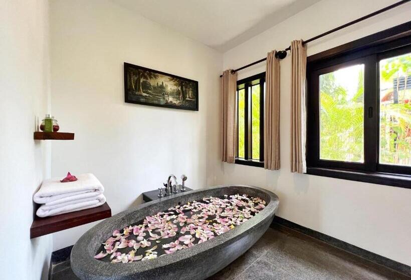 غرفة ديلوكس, The Bliss Angkor