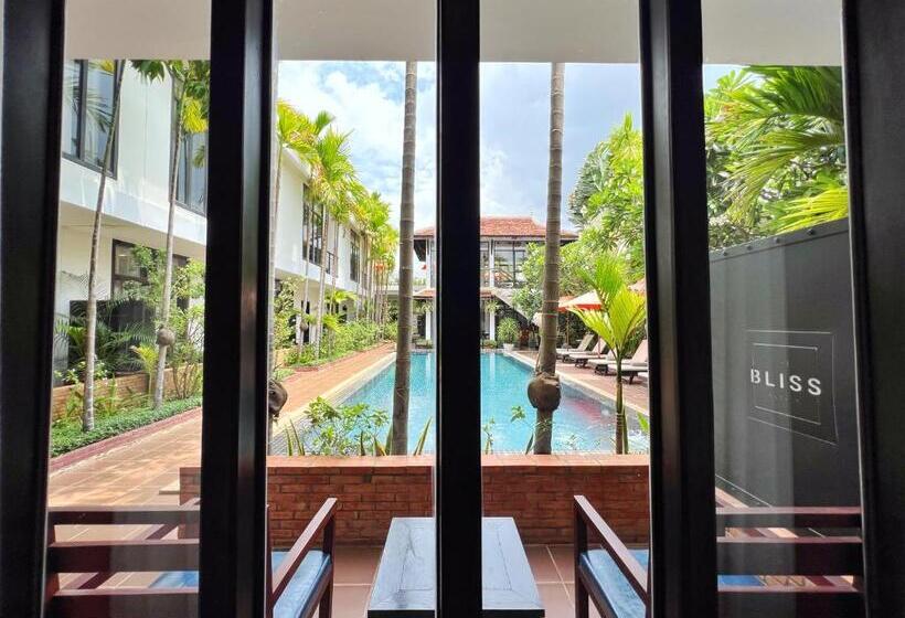 غرفة ديلوكس, The Bliss Angkor