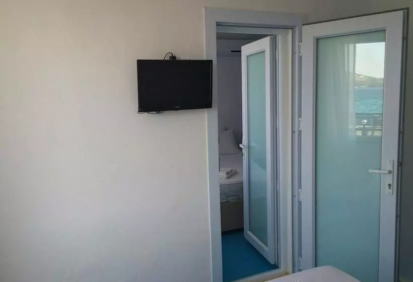 Habitación Familiar Economy, Marvel Beach