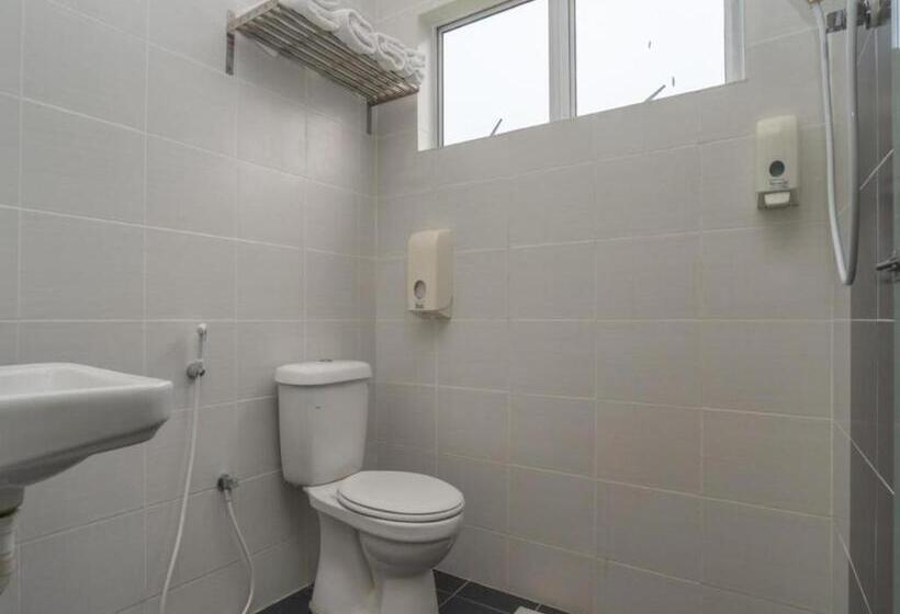 ３ベッドルームアパートメント, The Island