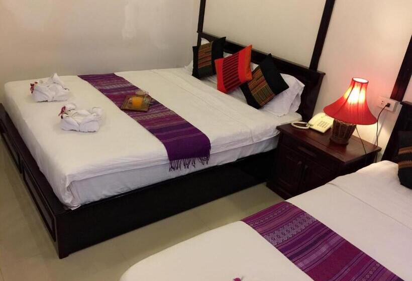 חדר משפחתי, Vientiane Sp