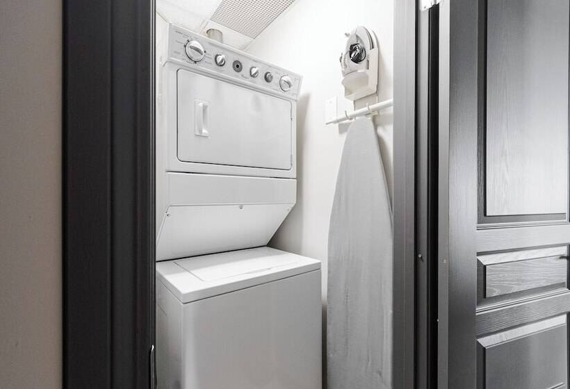 جناح غرفتين نوم, Premier Residences