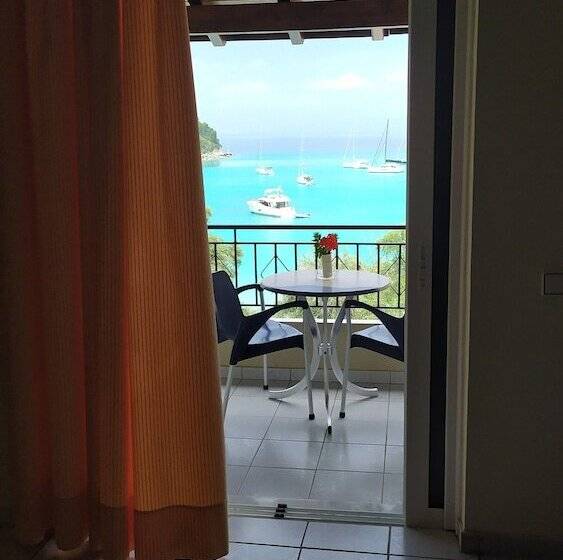 스탠다드 발코니 룸 바다 전망, Amfitriti Hotel & Studios