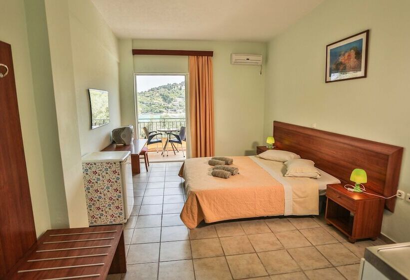 스탠다드 발코니 룸 바다 전망, Amfitriti Hotel & Studios