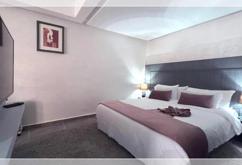 디럭스 스튜디오, Al Massira