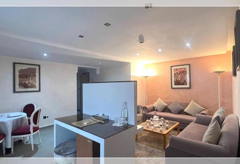 디럭스 스튜디오, Al Massira