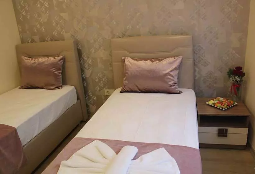 اتاق استاندارد, Gorur Suite