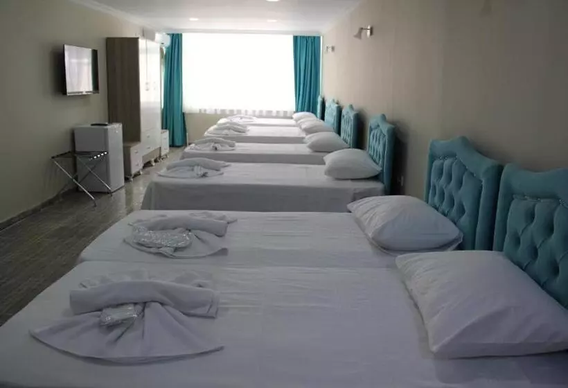 سوییت خانوادگی, Gorur Suite