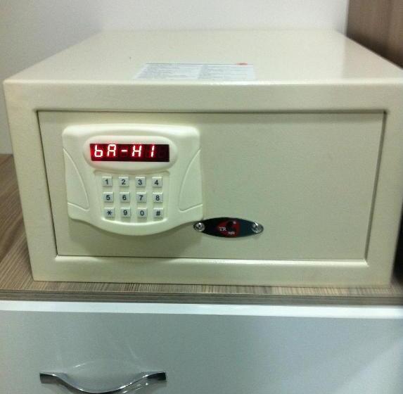 سوییت خانوادگی, Gorur Suite