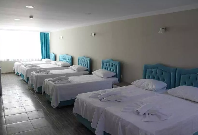 استودیو خانوادگی, Gorur Suite