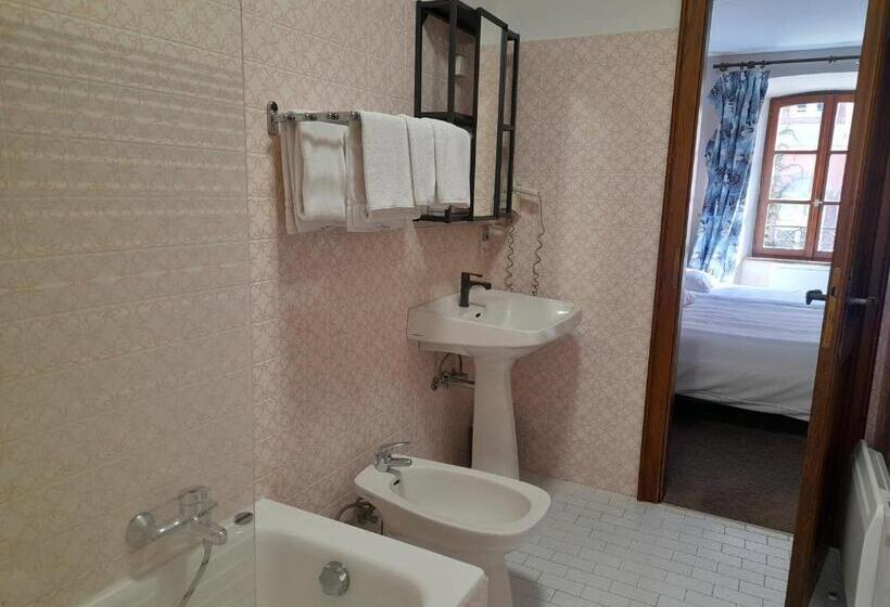 스탠다드 트리플 룸, Hôtel Berceau Du Vigneron