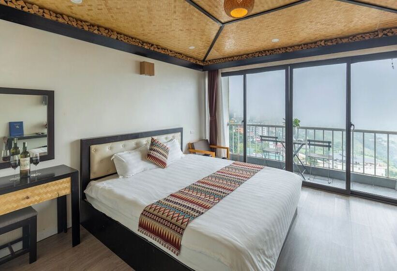 Deluxe Room Mountain View, Phuong Nam