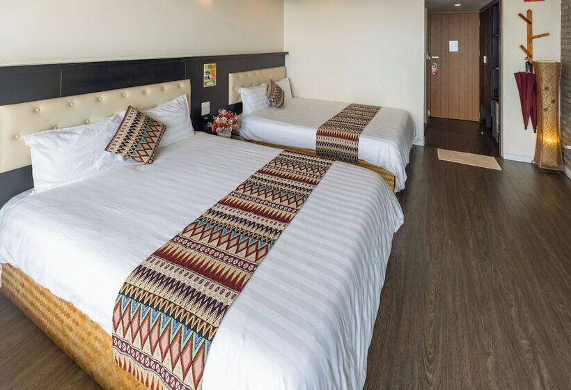 اتاق استاندارد چهار تخته, Phuong Nam